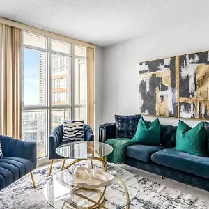 One Bed And Den Upscale Comfort With Parking , Toronto Canada